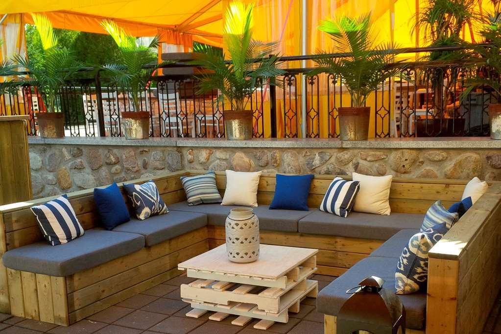 Hotel Le Chantecler Sainte-Adele Restoran gambar